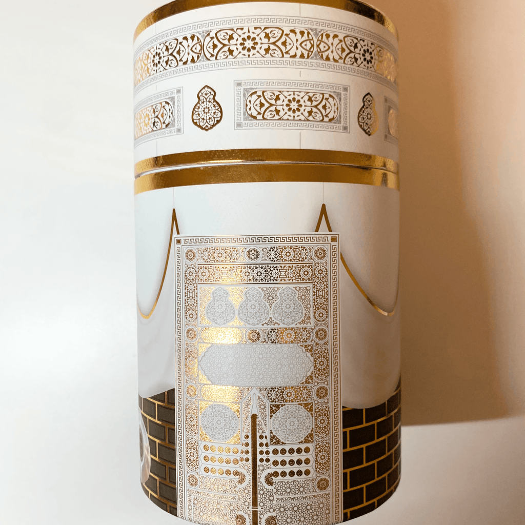 Kaaba Design Prayer Set: Prayer Mat, 99-Bead Tasbih, and Storage Box | 3-Piece Set